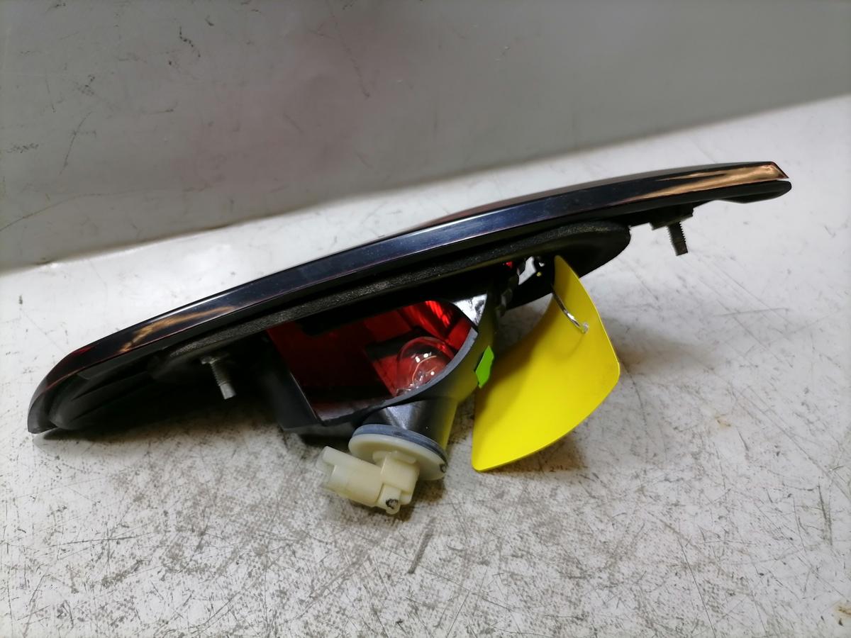 Mitsubishi Colt Z30 original R&uuml;cklicht R&uuml;ckleuchte Schlussleuchte rechts innen 3-T&uuml;rer Bj.2007